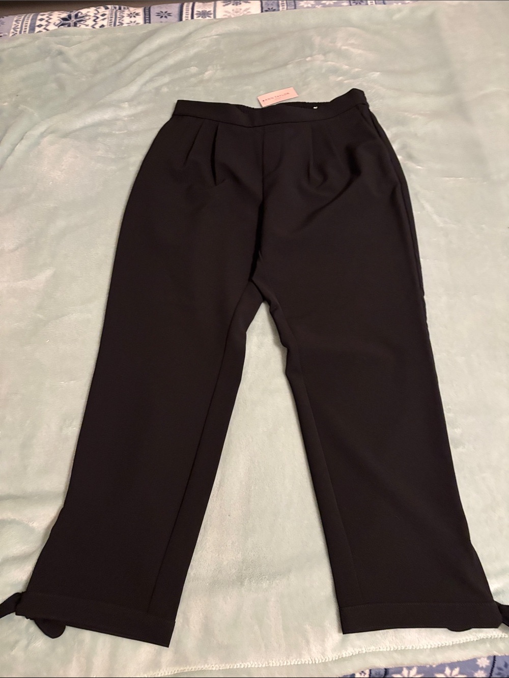 Ann Taylor Factory Black Cropped Tailored Pants
